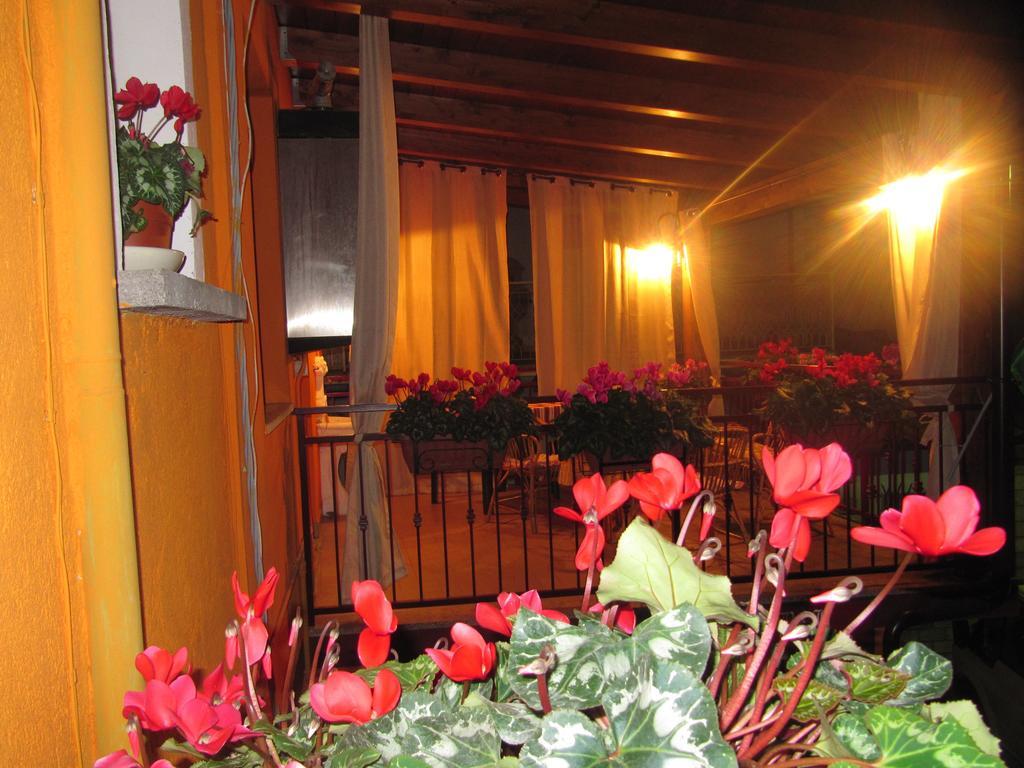 Bed and Breakfast Montagne Rocciose Frascineto Zewnętrze zdjęcie