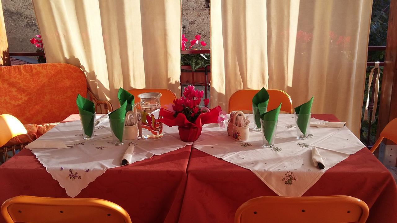 Bed and Breakfast Montagne Rocciose Frascineto Zewnętrze zdjęcie