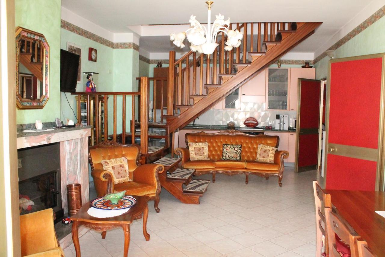 Bed and Breakfast Montagne Rocciose Frascineto Zewnętrze zdjęcie